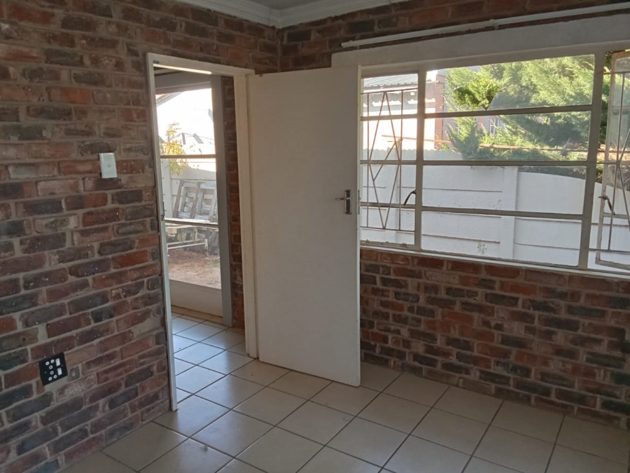 4 Bedroom Property for Sale in Randlespark North West